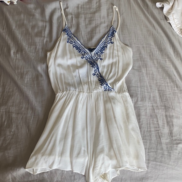 Romper - Picture 1 of 2